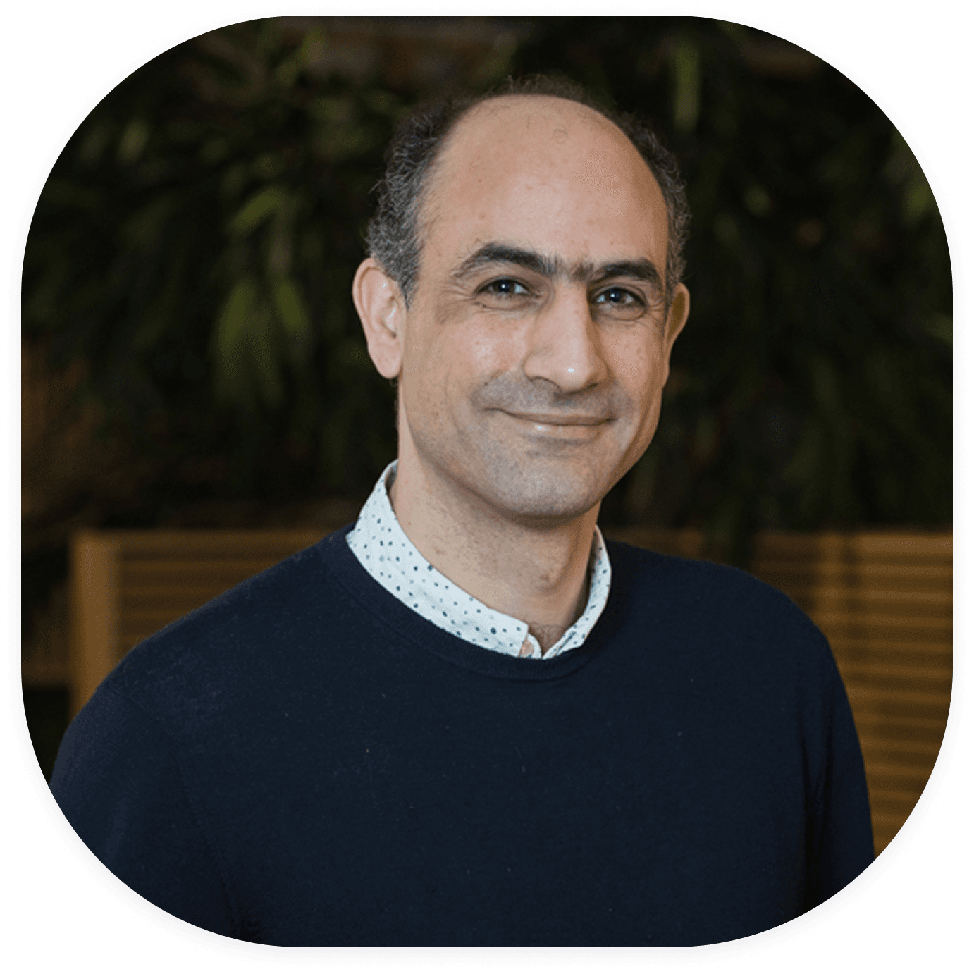  Dr Matthew Liveras 